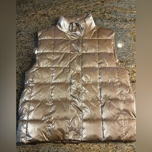 Anthropologie Elodie Gold Metallic Puffer Vest Women’s Size S Sleeveless Jacket‎
